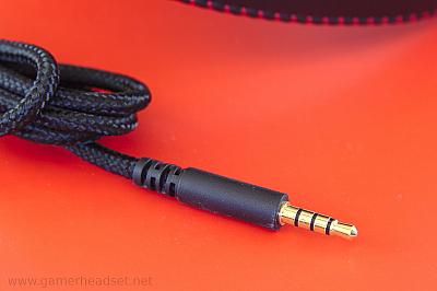 HyperX CLOUD II Stecker